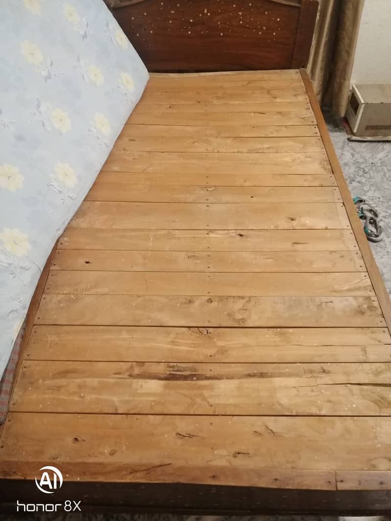 Pair of pure wood single bed without mattress in perfect condition 3