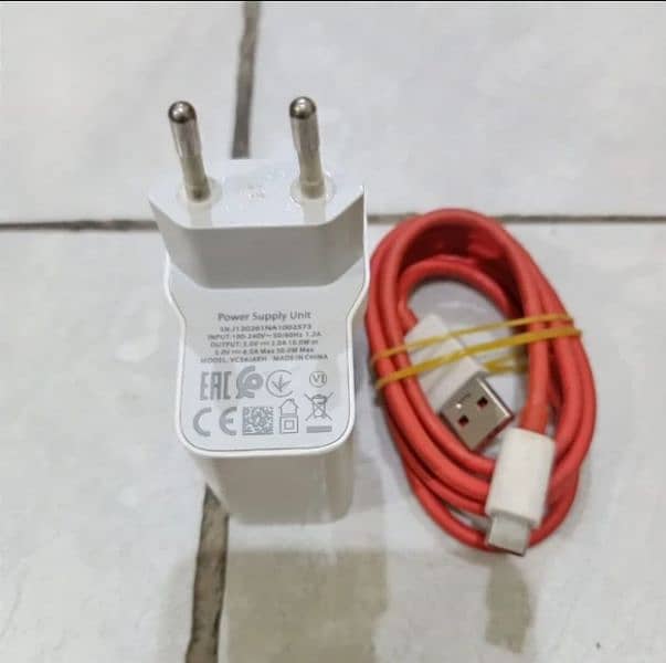 OnePlus 65watt original box plugged charger 0327.4123995 0