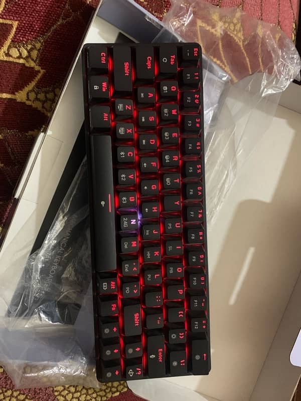 Tmkb t63 wireless mechincal keyboard with free mouse "deal" 1