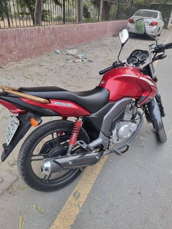 suzuki GSX 125cc 1