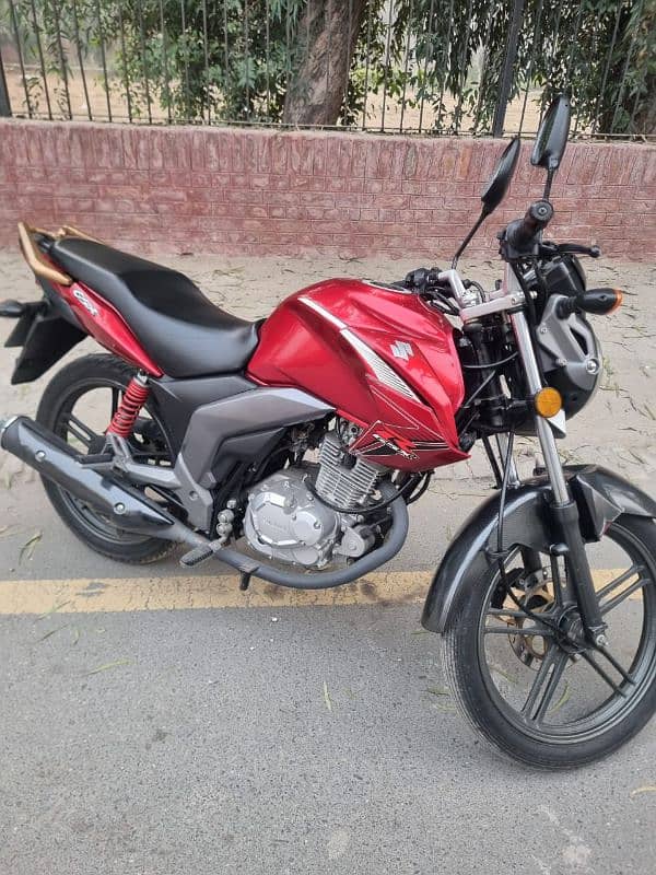 suzuki GSX 125cc 2