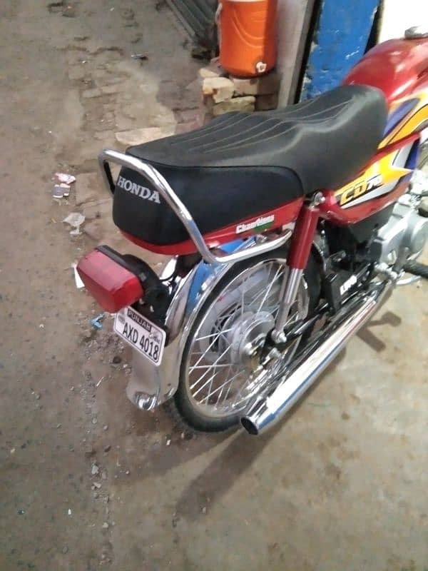 Honda 70 total original number laga hua hai my first owner 1