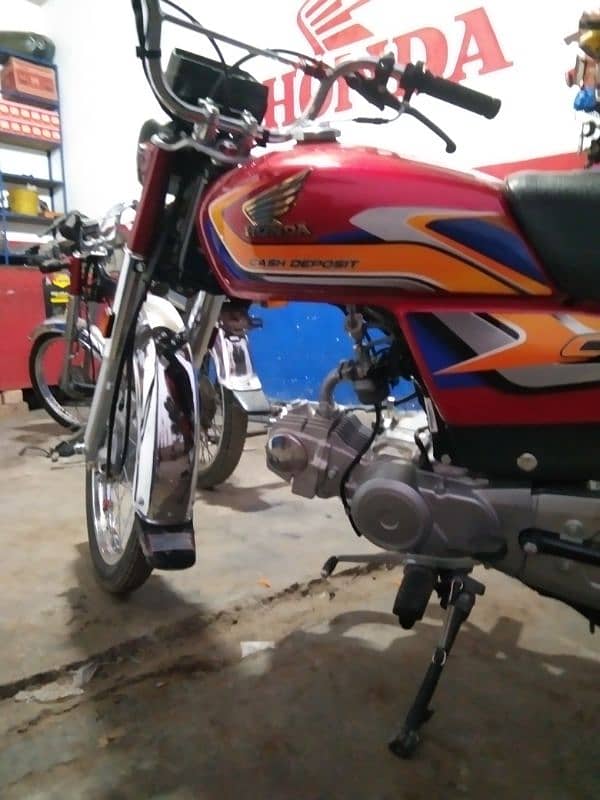 Honda 70 total original number laga hua hai my first owner 2