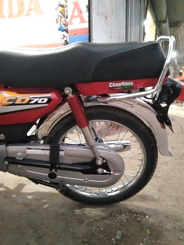 Honda 70 total original number laga hua hai my first owner 6