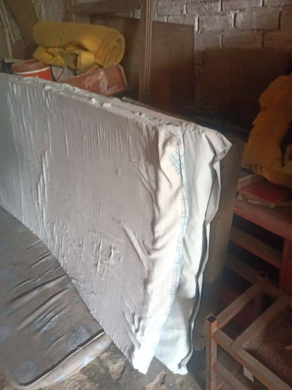 single beds mattress for sale 3