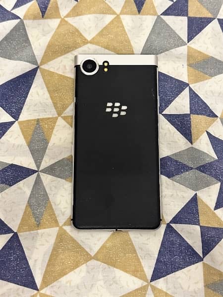 BLACKBERRY KEYONE SILVER EDITION. 0