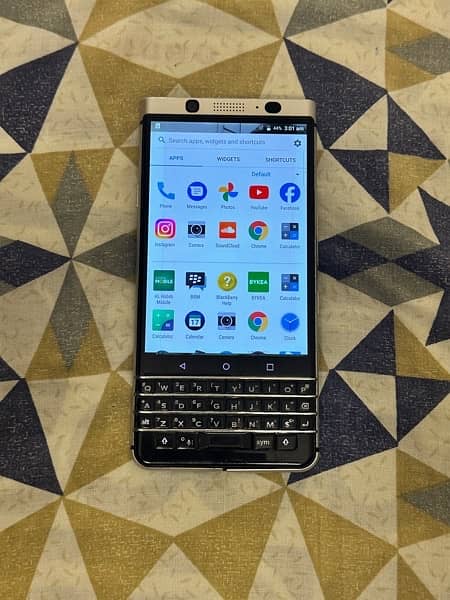 BLACKBERRY KEYONE SILVER EDITION. 2