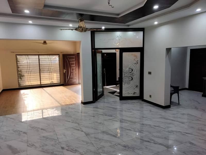 10 Marla Luxury Non Furnished House Available For Rent In Bahria Town Lahore 7