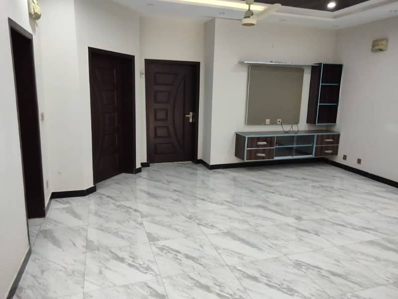 10 Marla Luxury Non Furnished House Available For Rent In Bahria Town Lahore 11