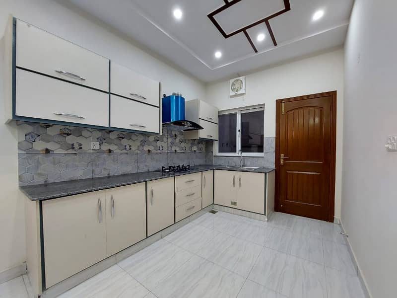 5 Marla Luxury Non Furnished House Available For Rent In Bahria Town Lahore 23