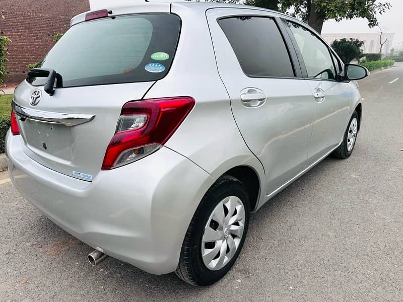 Toyota Vitz 2014 5