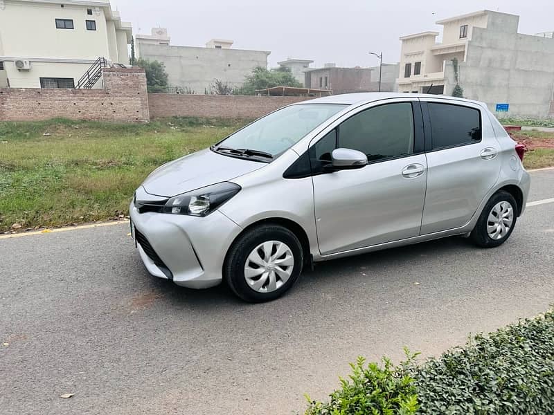 Toyota Vitz 2014 8