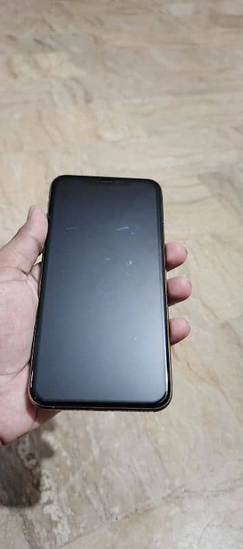 Iphone 11 pro max. . 64gb with box 3