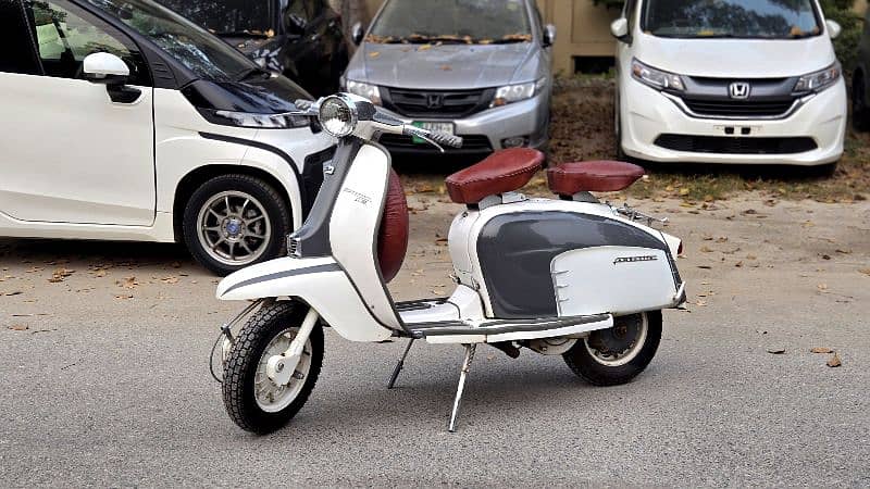 Lambretta Li150 only vespa scooter of Pakistan 1