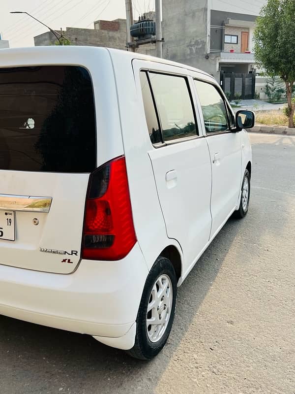 Suzuki Wagon R 2019 4