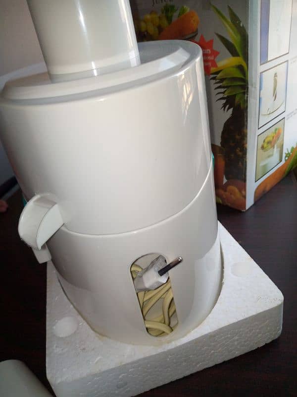 17 hzar wala juicer 10000 main/03164516319 olx msg only 2