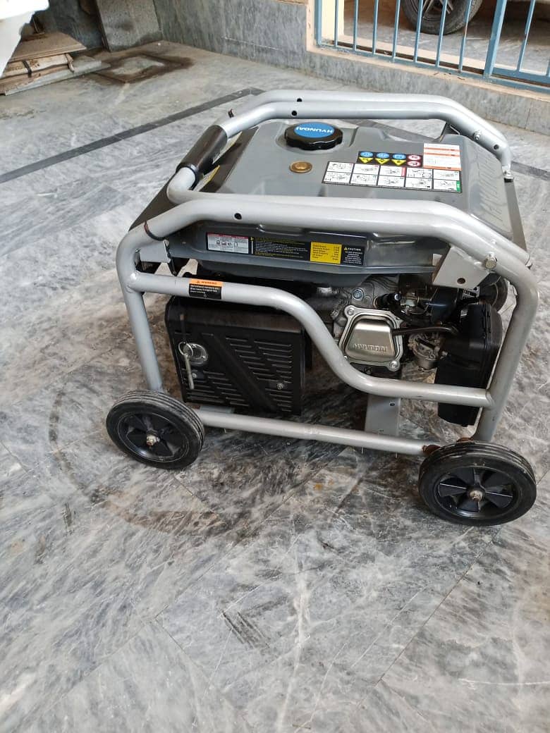 Hyundai Generator Urgent For | Few Days Used | Generator | Hyundai 0