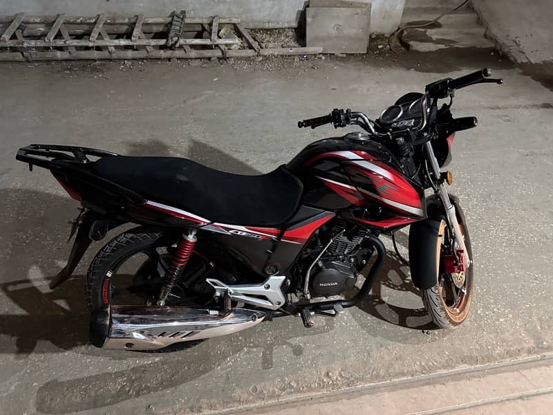 Honda CB 150F 2019 in excellent condition for sale 0