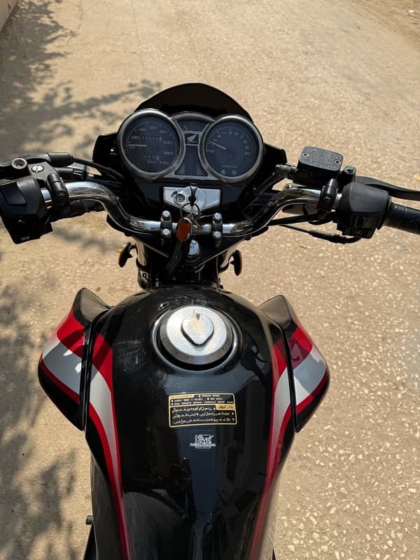 Honda CB 150F 2019 in excellent condition for sale 7