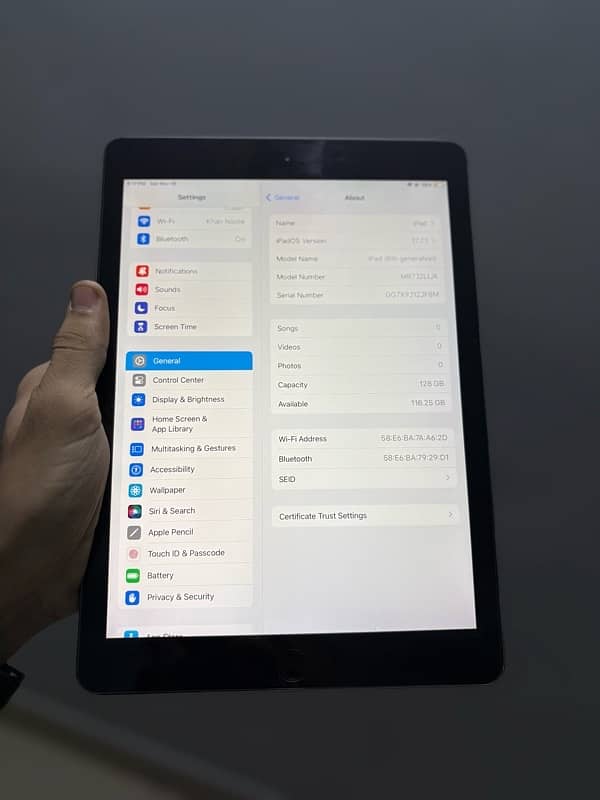 Ipad 6th generation 128GB 1