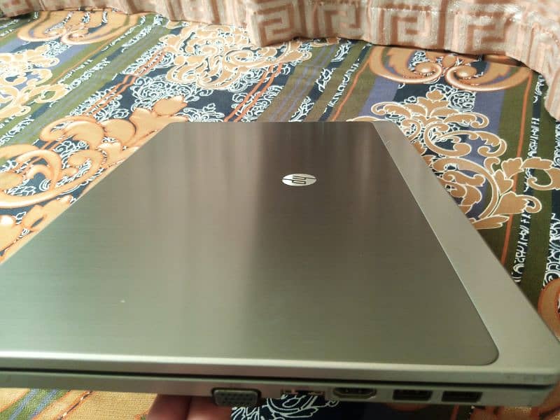 Laptop Core i5 2nd Generation 0