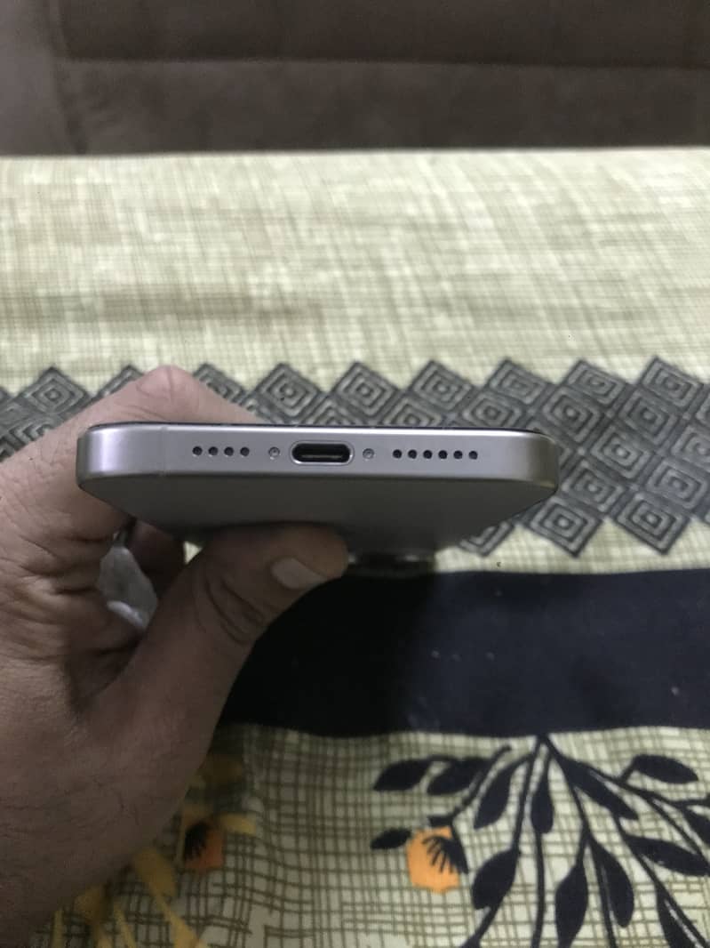 Apple Iphone 15 Pro Max 256GB JV 3