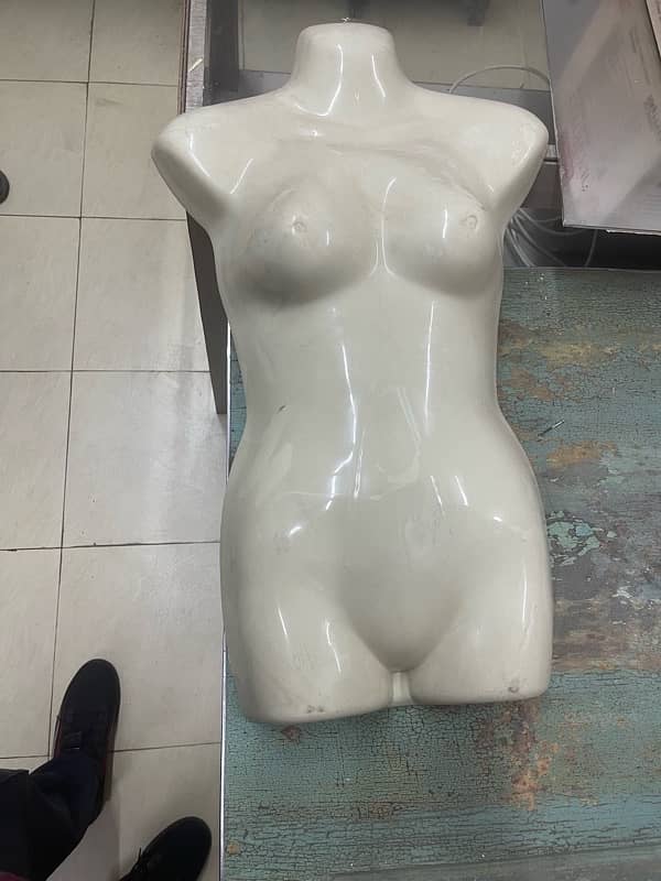 Female realistic mannequin 1