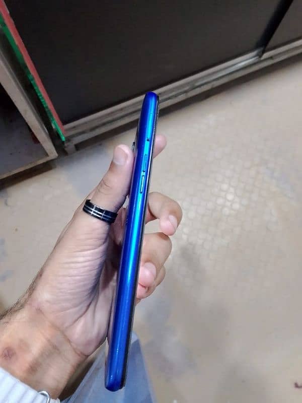 realme 5. . . 4/64 panel chang 2