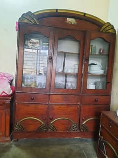 Showcase and Dressing Table