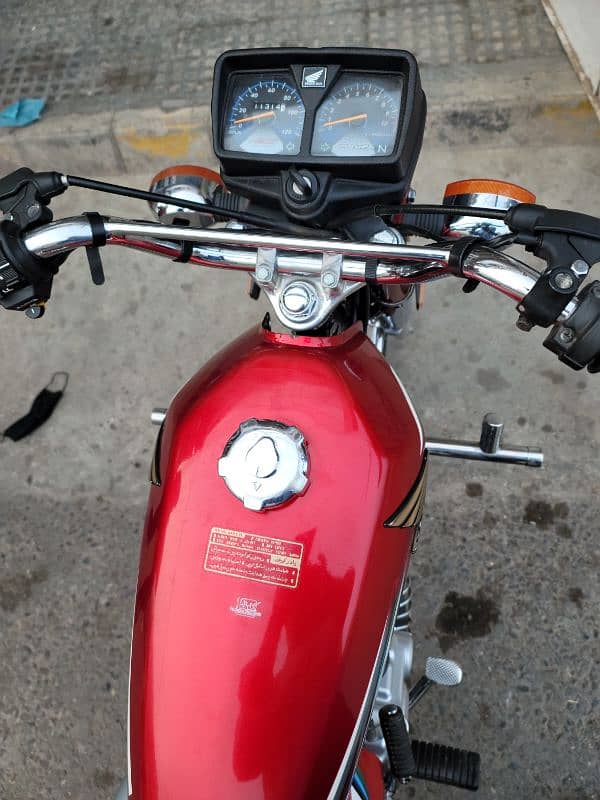 HONDA 125 2023 RED MODEL IN SUPER LUSH CONDITION 5