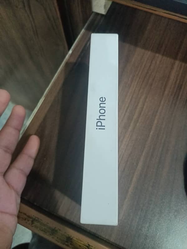 iPhone 16 Non PTA 1