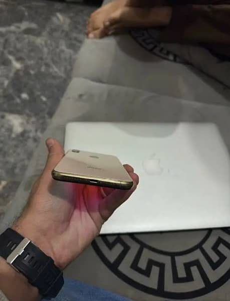 iPhone xsmax physical dual sim 64 gb /03061536925 0