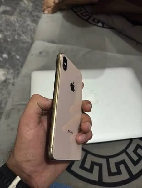 iPhone xsmax physical dual sim 64 gb /03061536925 4