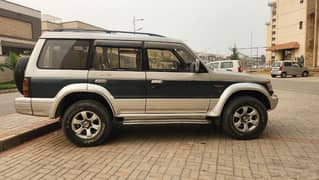 Mitsubishi Pajero 1999