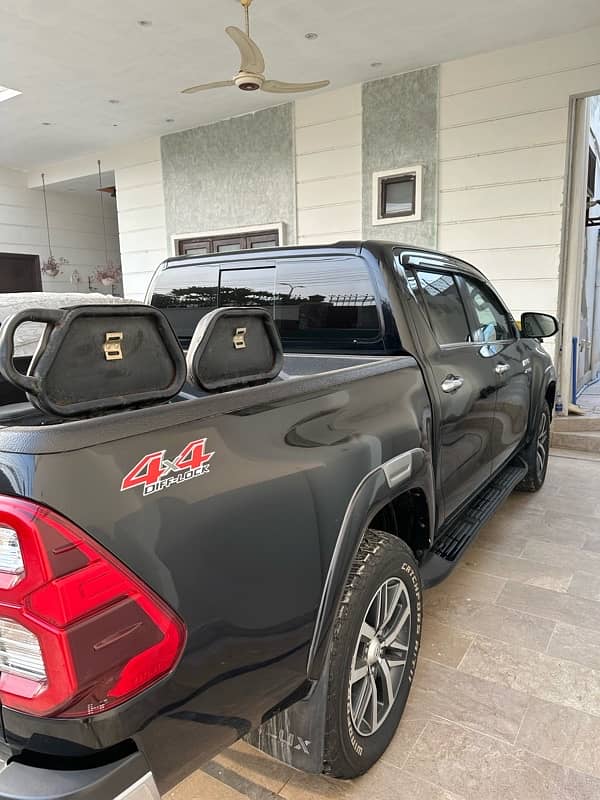 Toyota Hilux 2019 6