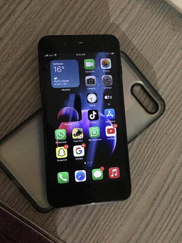 I phone 7 plus /pta approved 128/gb 2