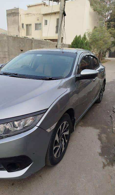 Honda Civic Oriel 2017 5