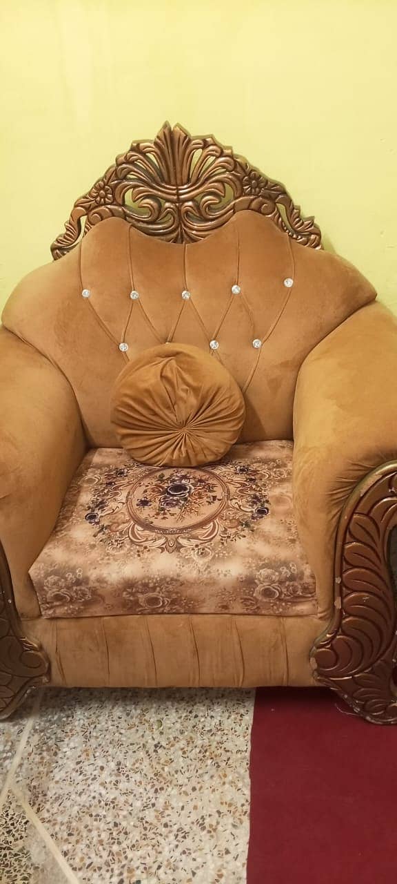 sofa set 6 seater new condition 2