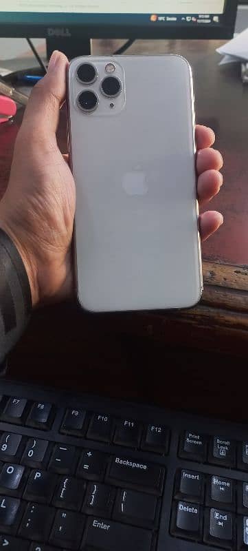 Iphone 11pro 256gb 4