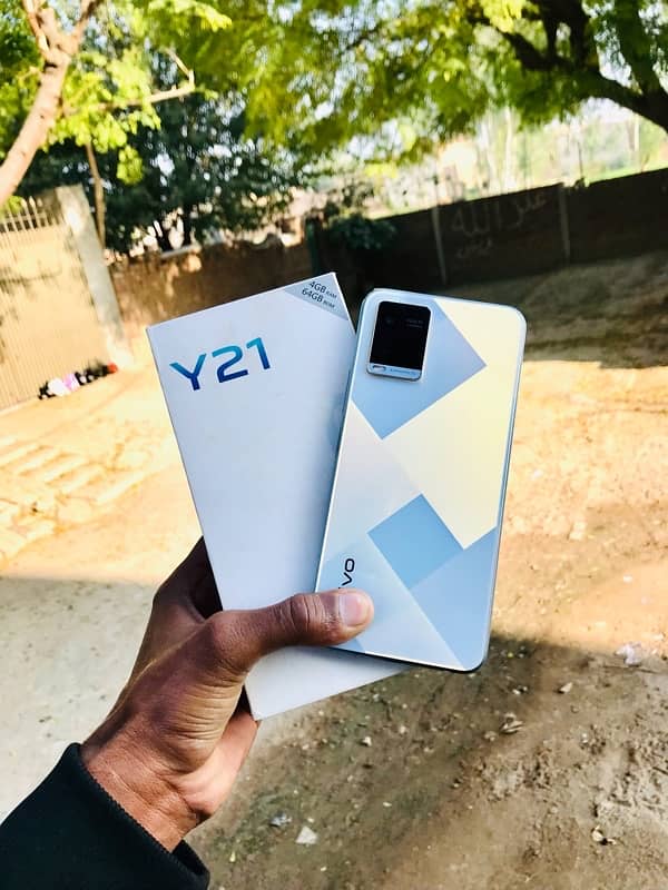 Vivo Y21 4+1/64GB Pta approved 0