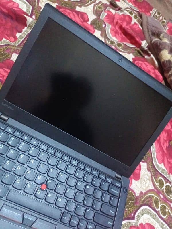 Lenovo  x270. . . . . 03430444742 8