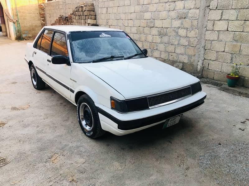 Toyota Corolla 1986 8