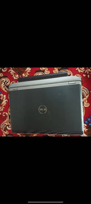 Dell Core i5 laptop ram 4GB & Hard. 320 GB. 3rd generation 2