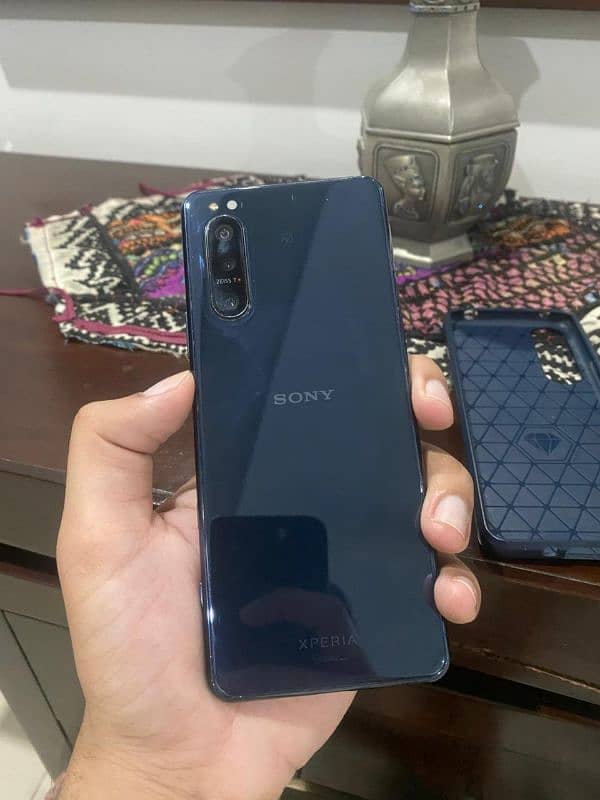 Sony Xperia 5 mark 2 8,128 (exchange possible) 8