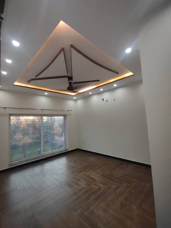 3 Bed Upper Portion 10 Marla House For Rent. Bahria Orchard Lahore 4