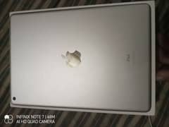 I pad 9 genration silver colour 64gb memory 6 month used