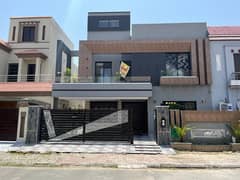 10 Marla Luxury Designer House For Sale In Bahria Town Lahore In Low budget price