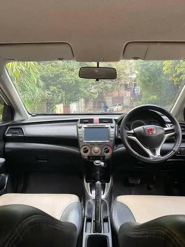 Honda City IVTEC 2010 automatic 1.3 6