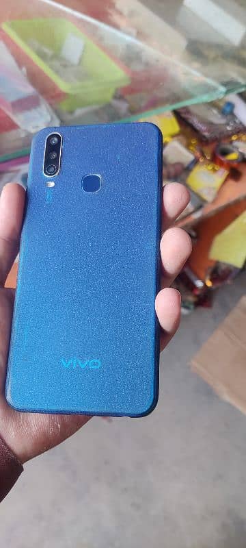 vivo y15 10/8 condition with box 8