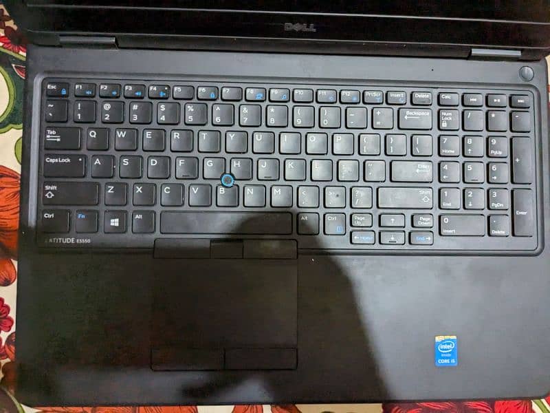 Dell latitude Core i5 5th generation 0